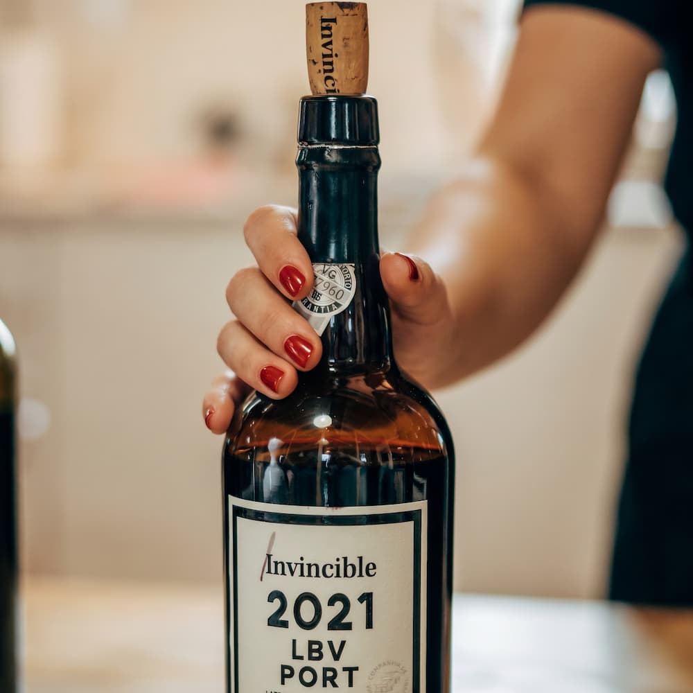 Invincible LBV Port 2021 – Late Bottled Vintage Port Companhia de Vinhos Invencivel