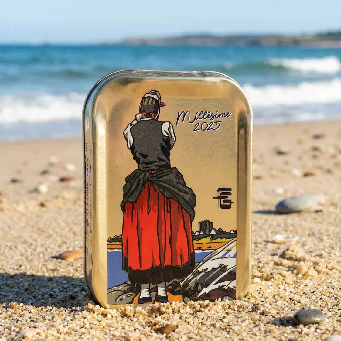 Jahrgangssardine 2025 „La Brûleuse de Goémon" von Géo Fourrier La Pointe de Penmarch