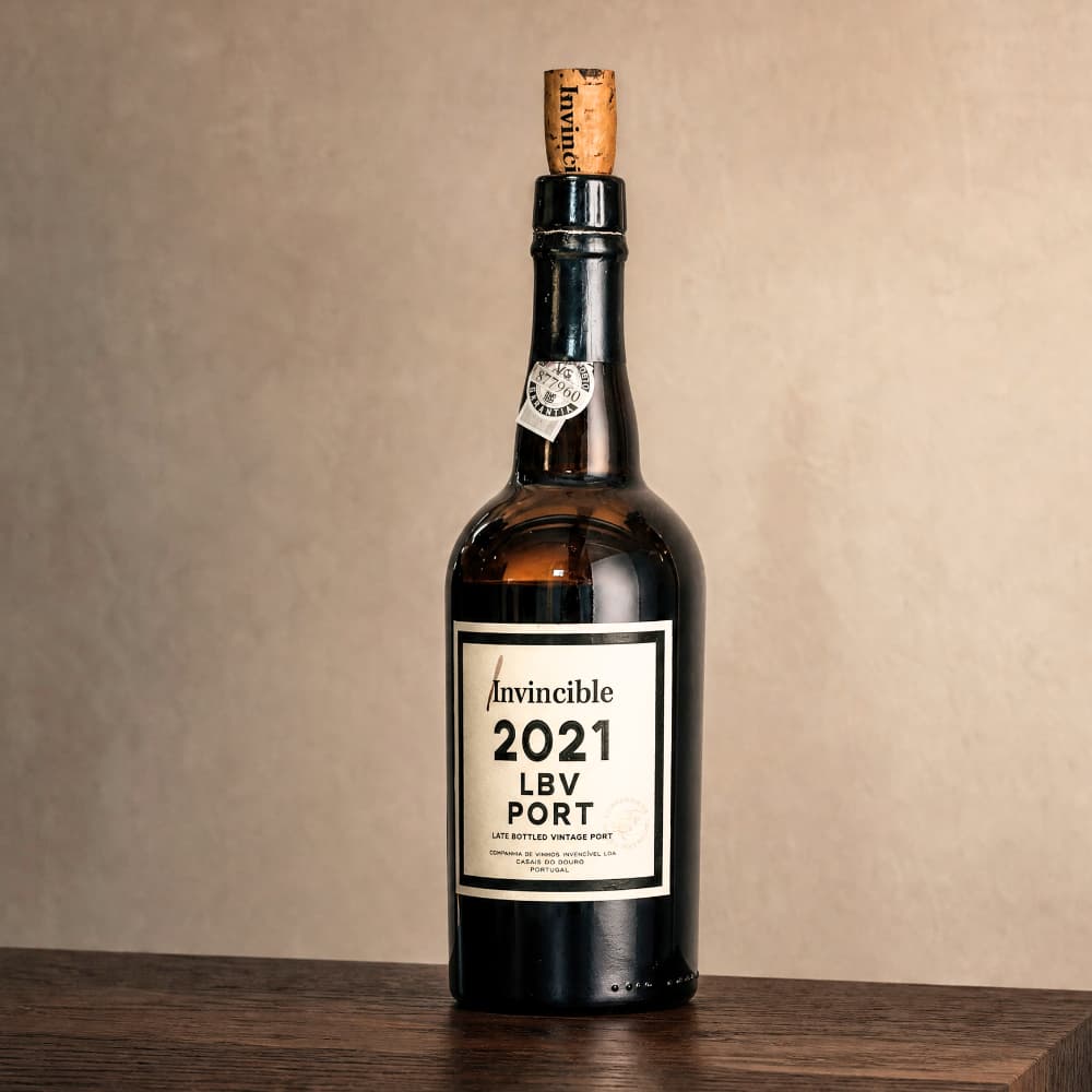 Invincible LBV Port 2021 – Late Bottled Vintage Port Companhia de Vinhos Invencivel